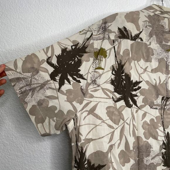 Murano Mens Shirt Size XL Short Sleeve Button Down Casual Lightweight Collared - Picture 16 of 16